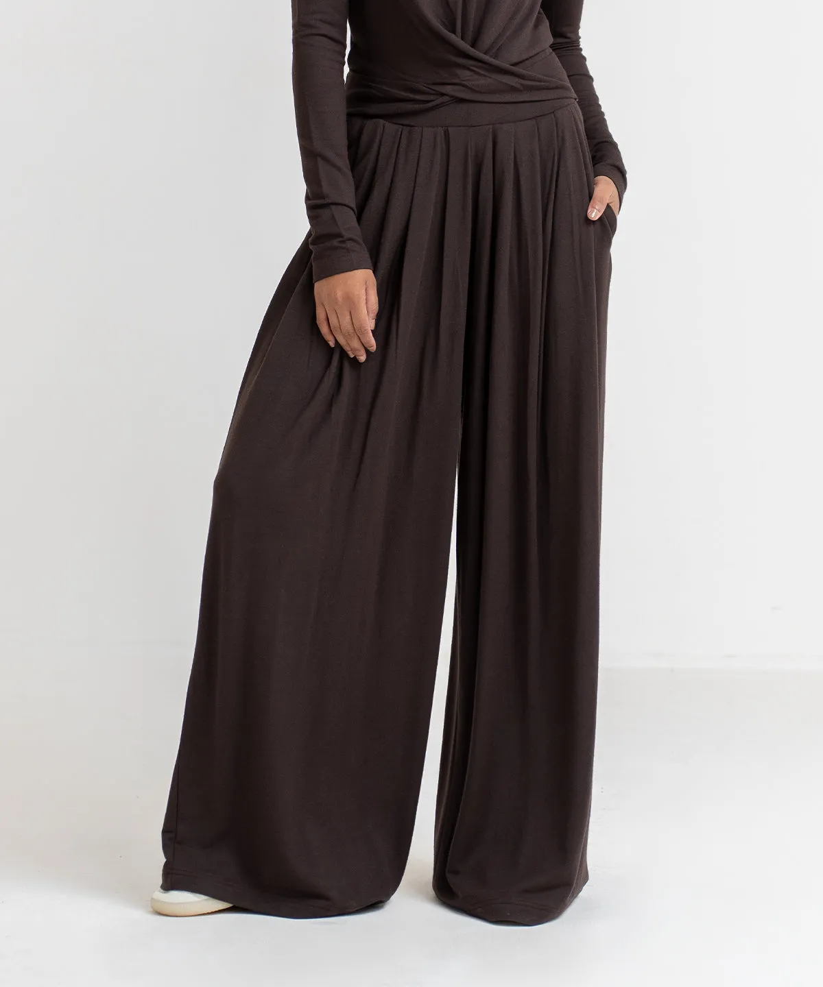 Women's Modal Pleated Flared Pants